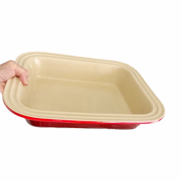 Le Creuset Red Stonewear 12.75” x 10.5” Caserole Pan - Picture 5 of 13